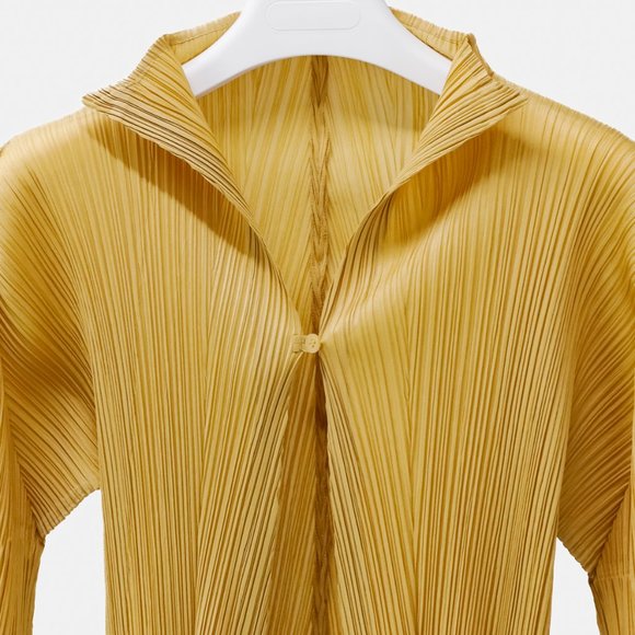 Issey Miyake Pleats Please Single Tan Button Jacket - Picture 3 of 9